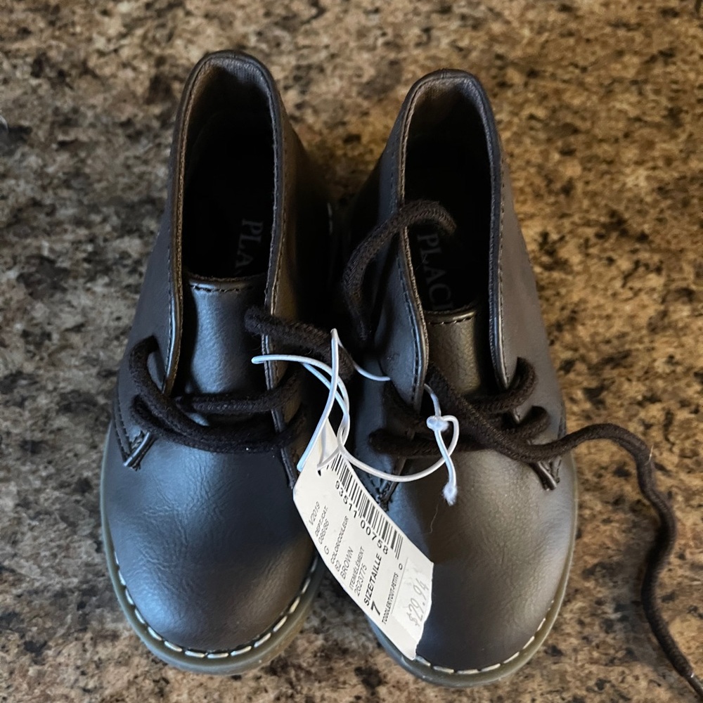 Children’s Place Toddler Boys Boot Size 7 NWT